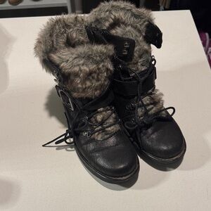 Carlos Santana Cozy Black Faux Fur Ankle Booties